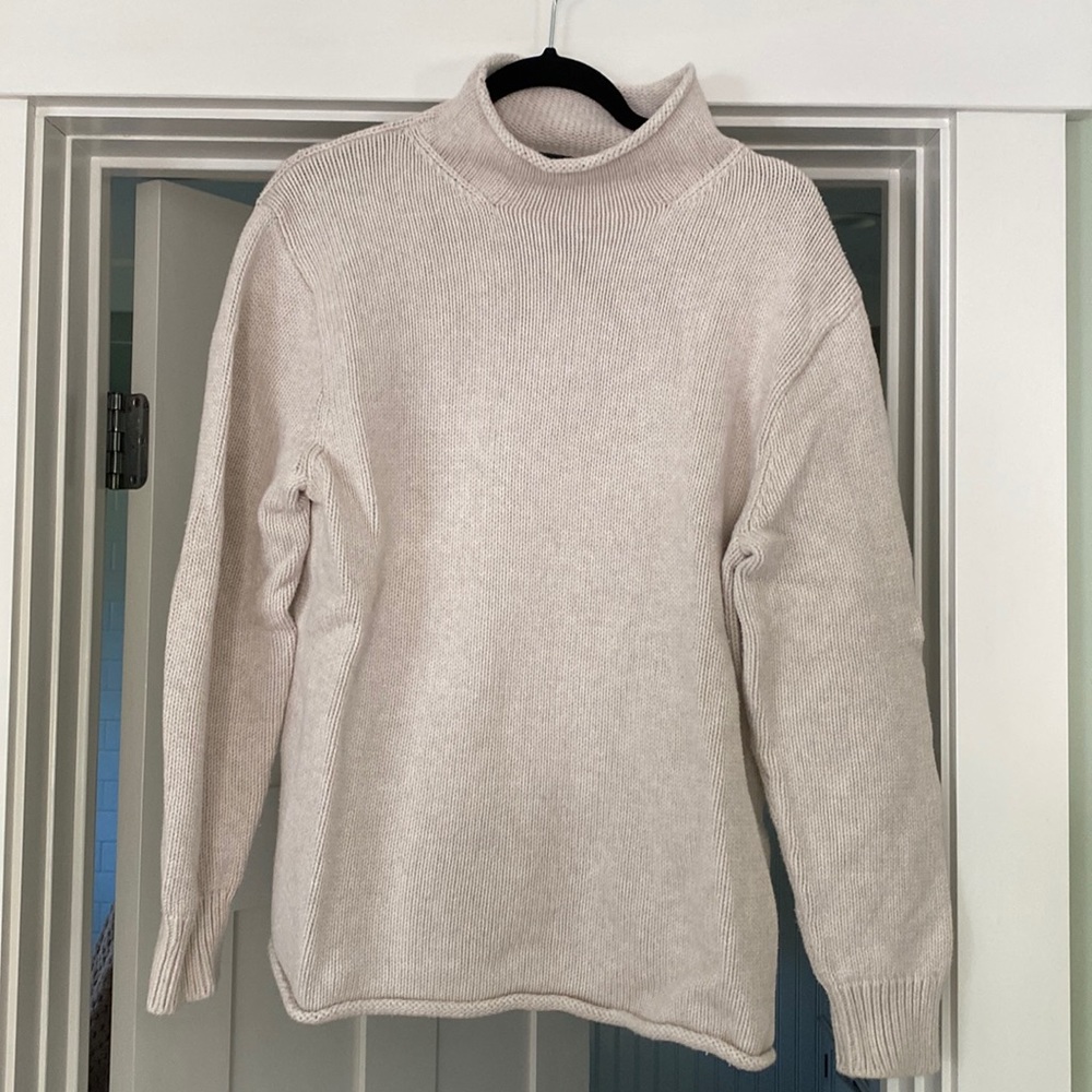 JCrew Sweater. Cream Size Med